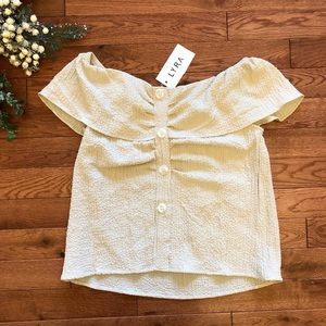 Vintage off the shoulder crop top NEW WITH TAGS